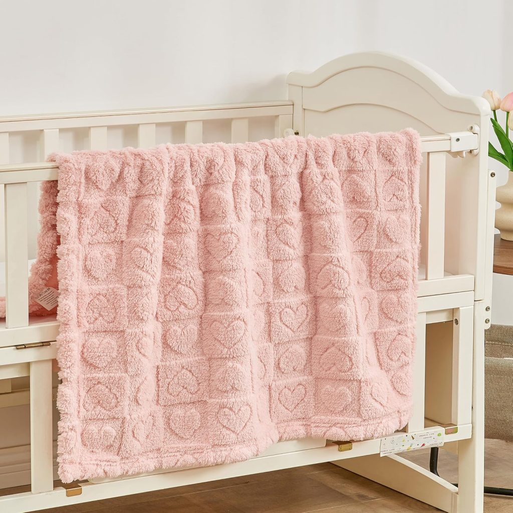 Yurhap Heart Plush Fleece Baby Blanket — view 2